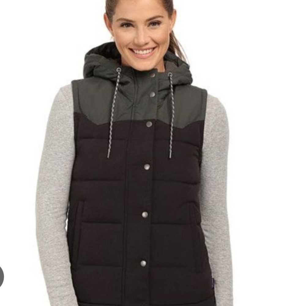 Patagonia womens down bivy hooded vest size medium.